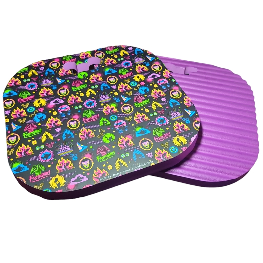 2 Disneyland Parks Fantasmic Seat Cushions
